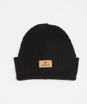 Luxury Streetwear with a Chic Twist